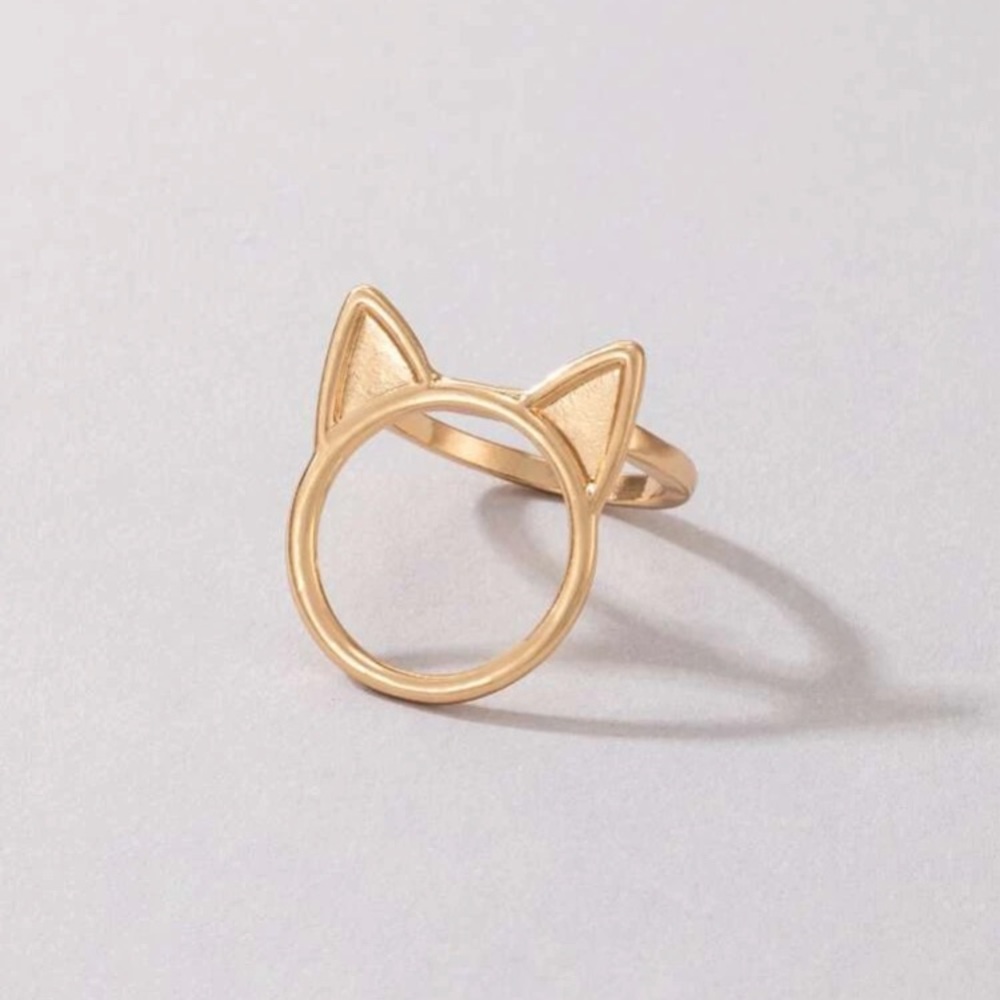 🎉 New Cat Ears Size 6 Gold Plated Ring